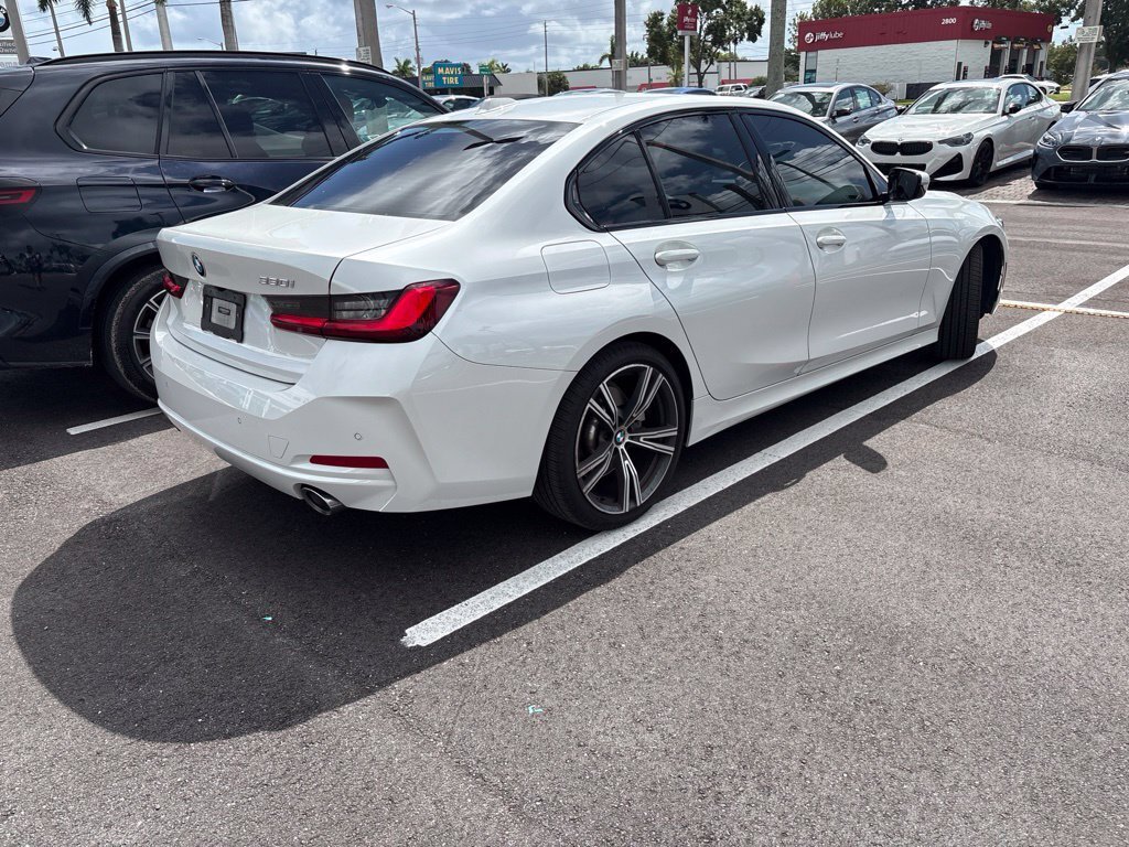 Certified 2023 BMW 330i Sedan w/ Driving Assistance Package RWD image 10