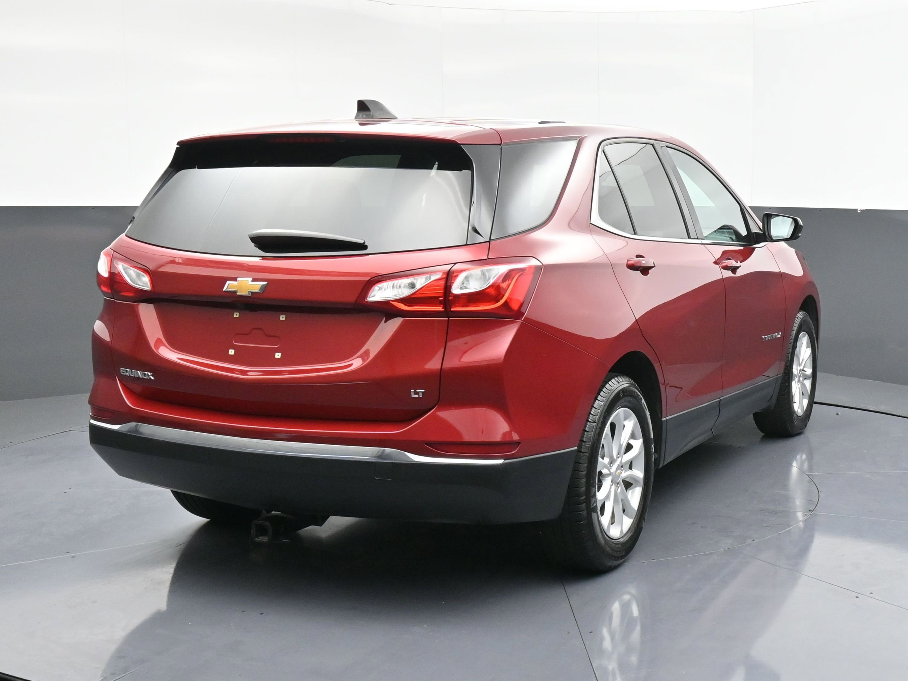 Used 2018 Chevrolet Equinox LT image 8