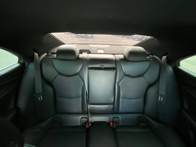 Used 2024 Cadillac CT4 Premium Luxury RWD image 13