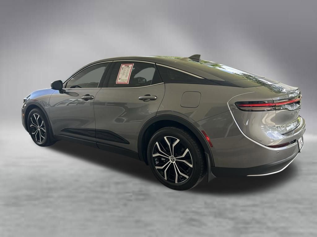 Used 2024 Toyota Crown AWD/4WD image 4