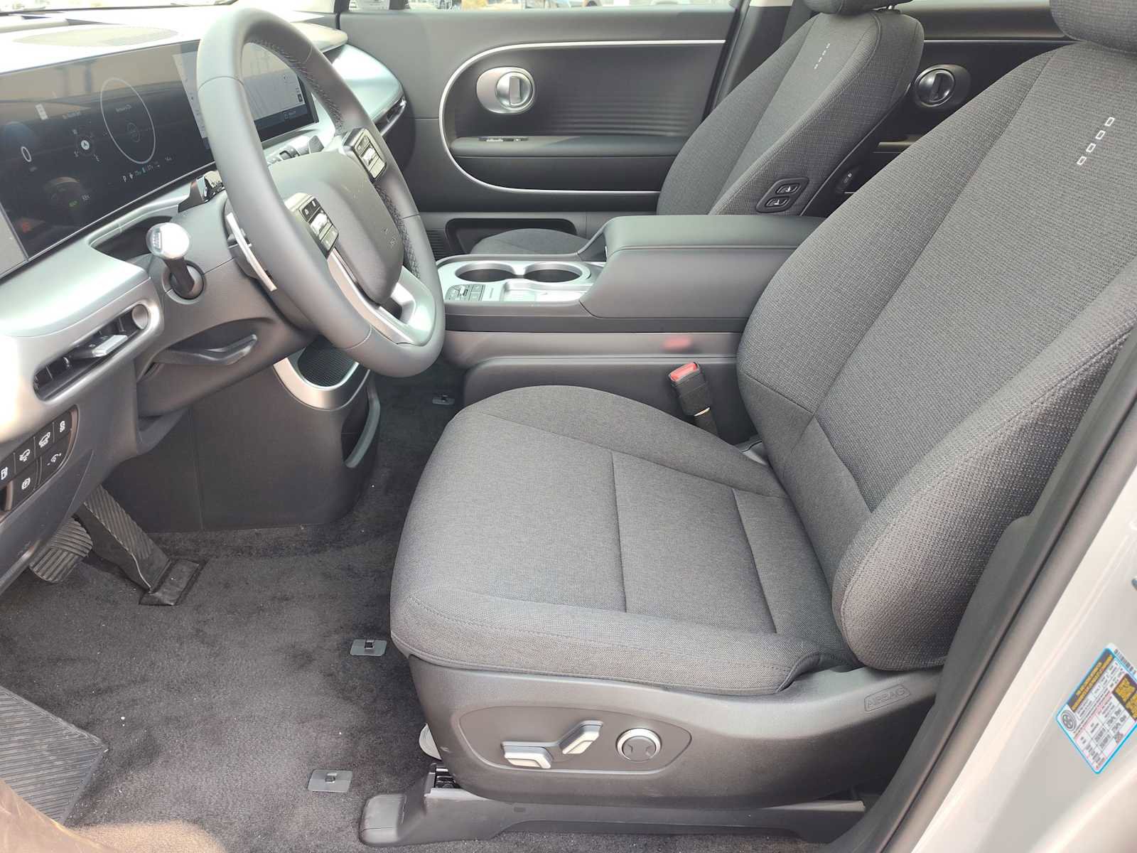 New 2026 Hyundai Ioniq 9 SE image 10