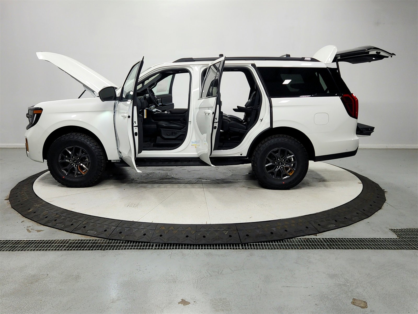 New 2025 Ford Expedition Tremor image 12