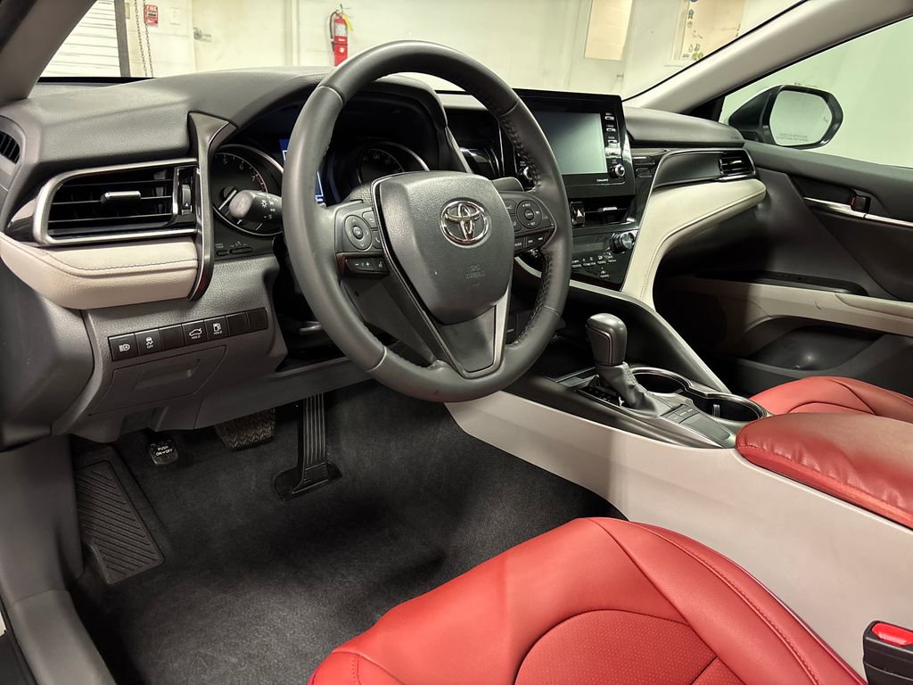 Used 2024 Toyota Camry SE w/ Convenience Package FWD image 26