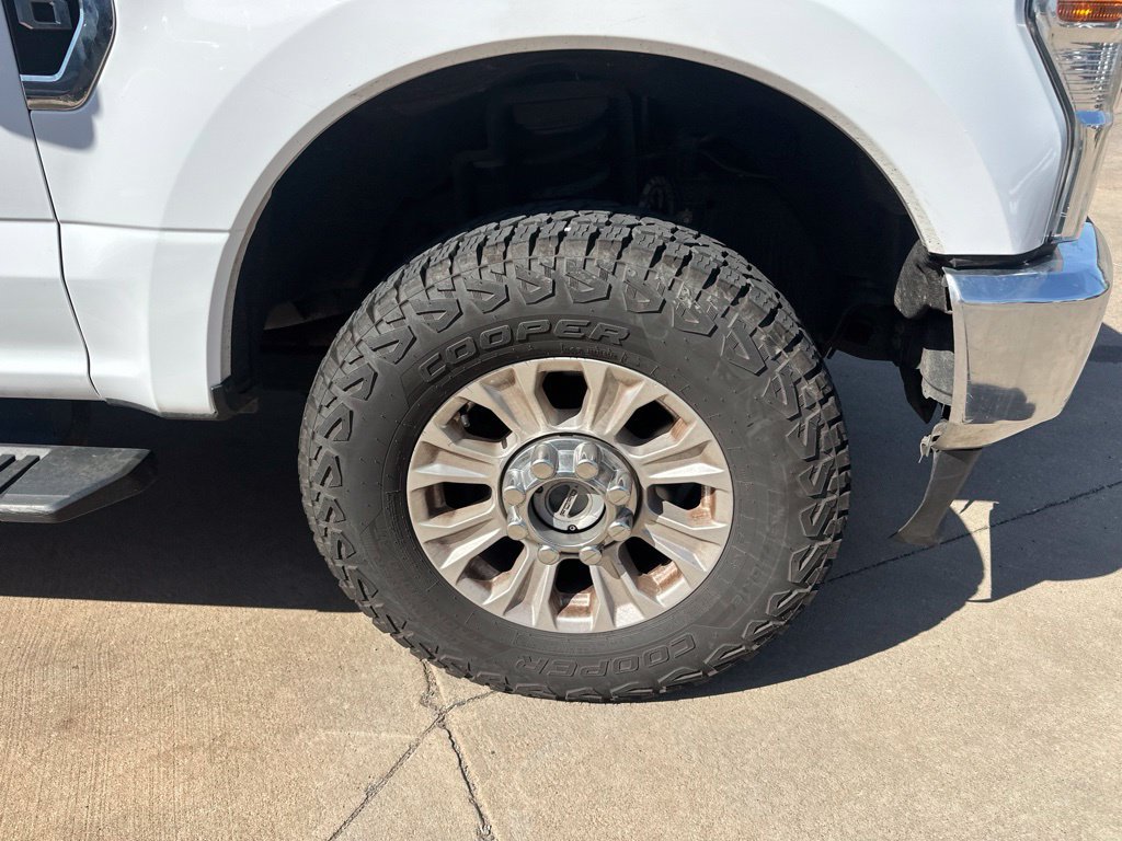 Used 2022 Ford F250 XL w/ STX Appearance Package AWD/4WD image 4