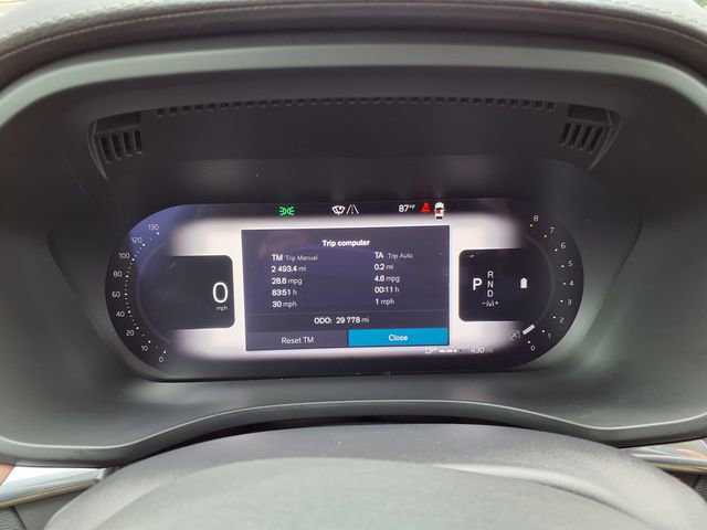 Used 2023 Volvo XC60 B5 Ultimate w/ Protection Package Premier FWD image 30