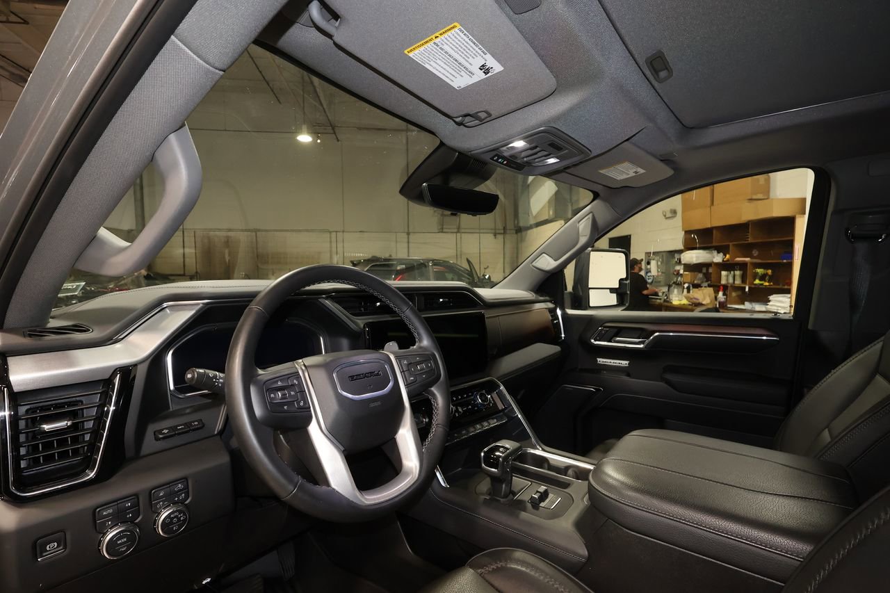 Certified 2024 GMC Sierra 1500 Denali w/ Denali Reserve Package AWD/4WD image 9