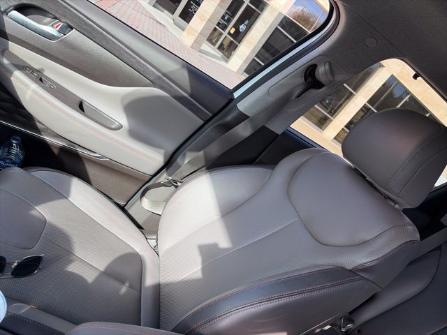 Used 2019 Hyundai Santa Fe Limited FWD image 15