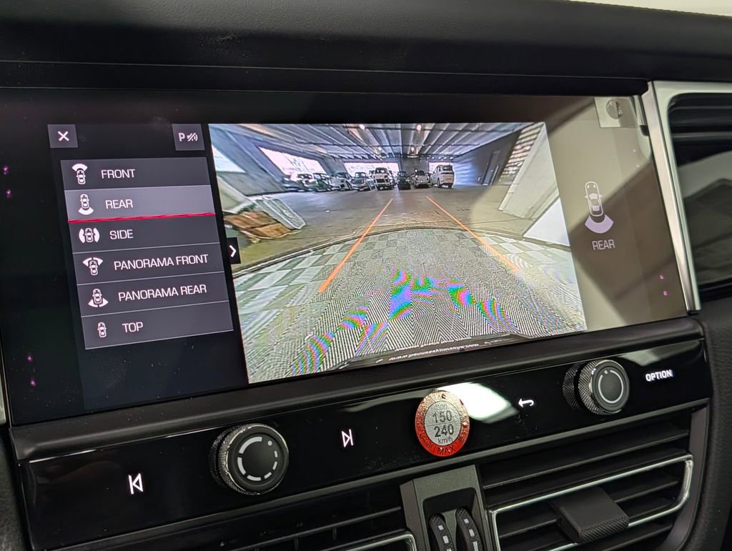 New 2026 Porsche Macan Turbo AWD/4WD image 32