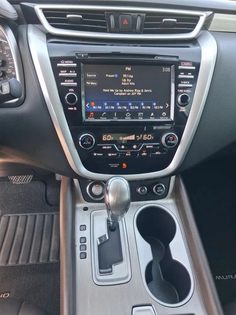 Used 2015 Nissan Murano Platinum w/ Platinum Technology Package FWD image 18