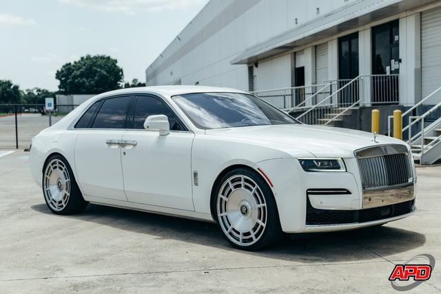 Used 2022 Rolls-Royce Ghost w/ Ghost Package image 7