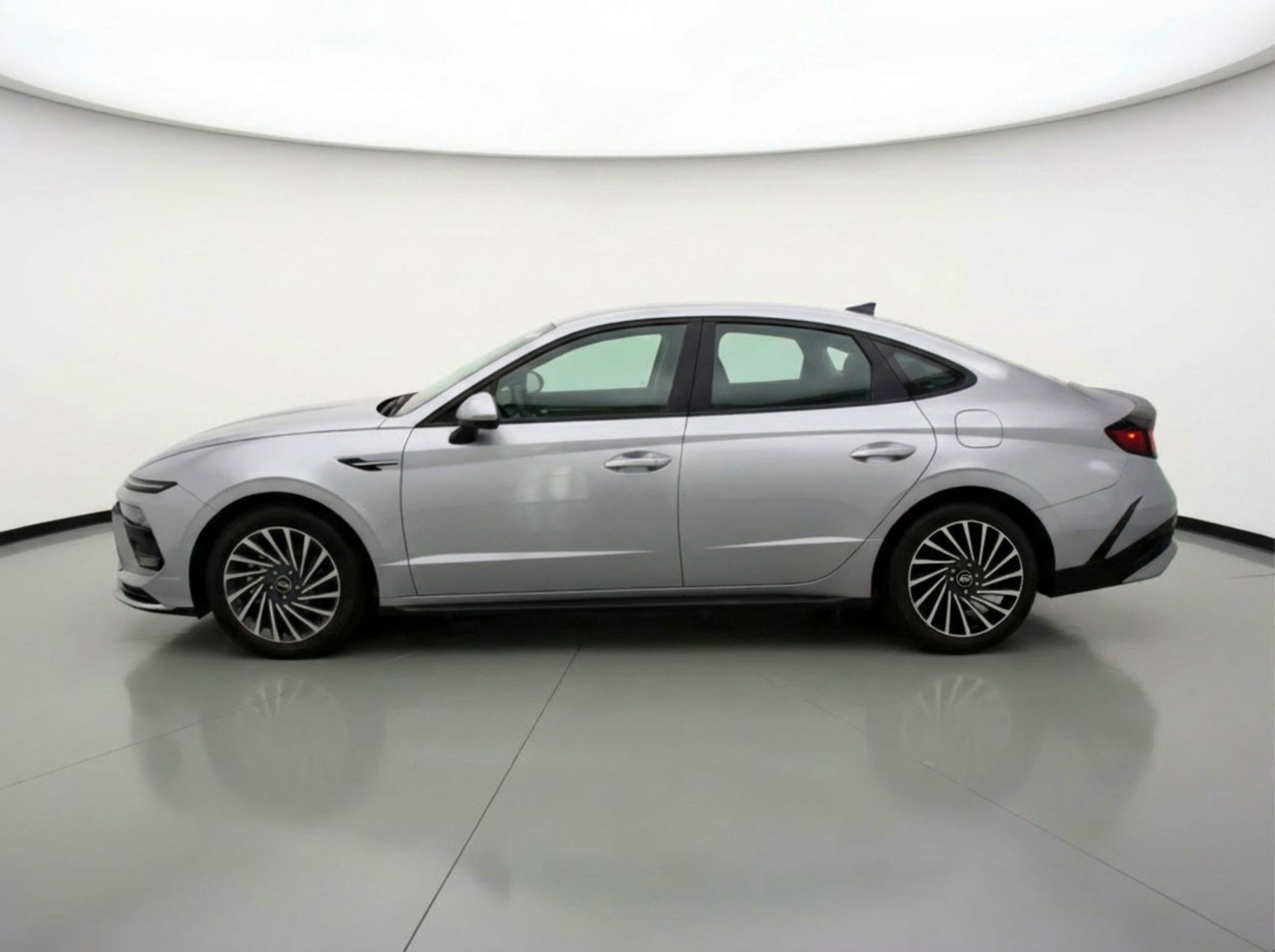 Used 2025 Hyundai Sonata SEL image 5