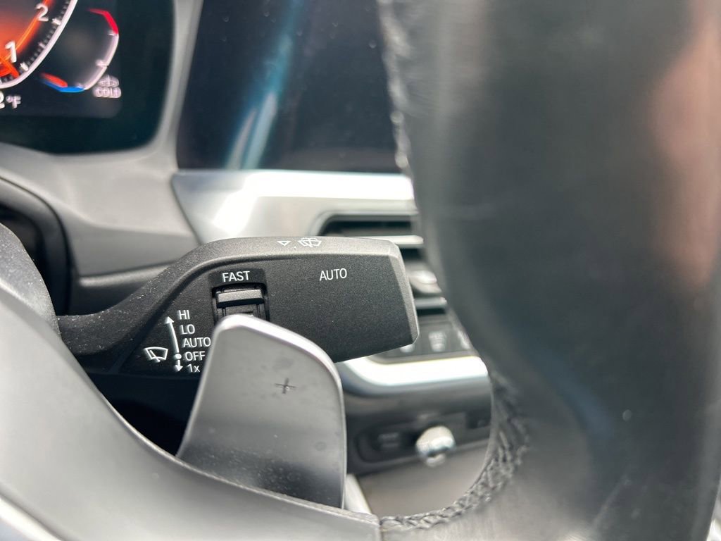 Used 2019 BMW 330i xDrive Sedan w/ M Sport Package image 15