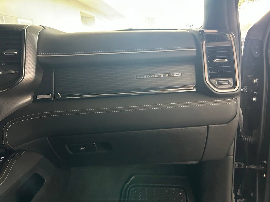 Used 2024 RAM 1500 Limited AWD/4WD image 31