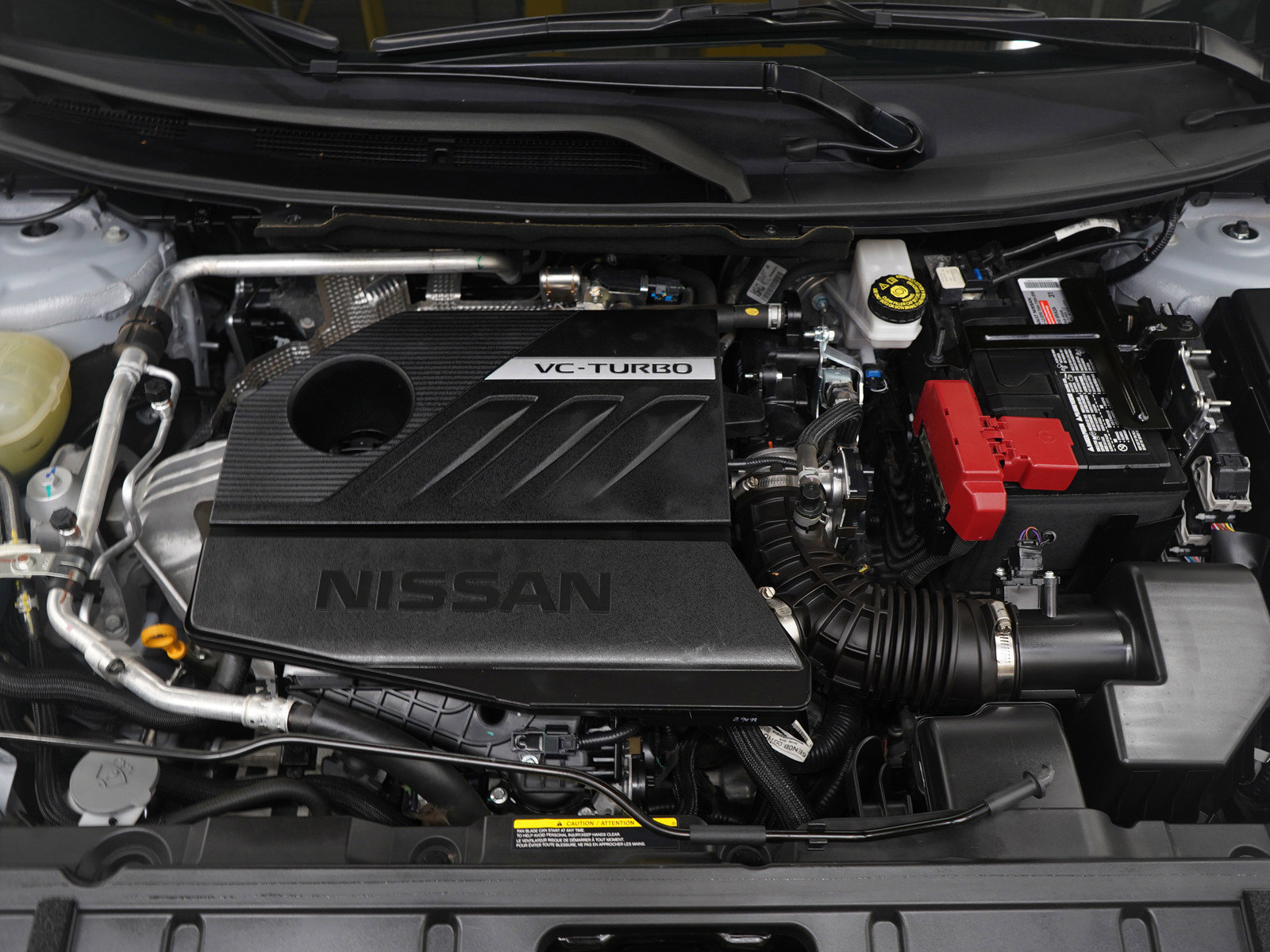 Used 2025 Nissan Rogue SV image 32