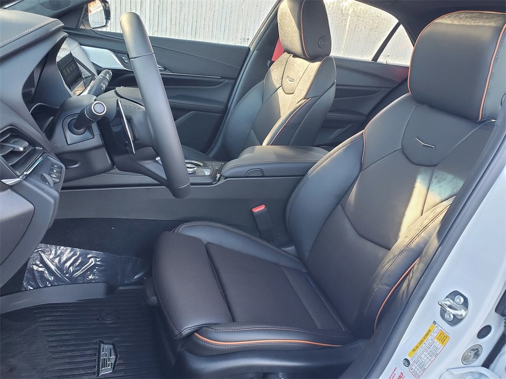 New 2026 Cadillac CT4 V w/ LPO, ONYX Package image 6