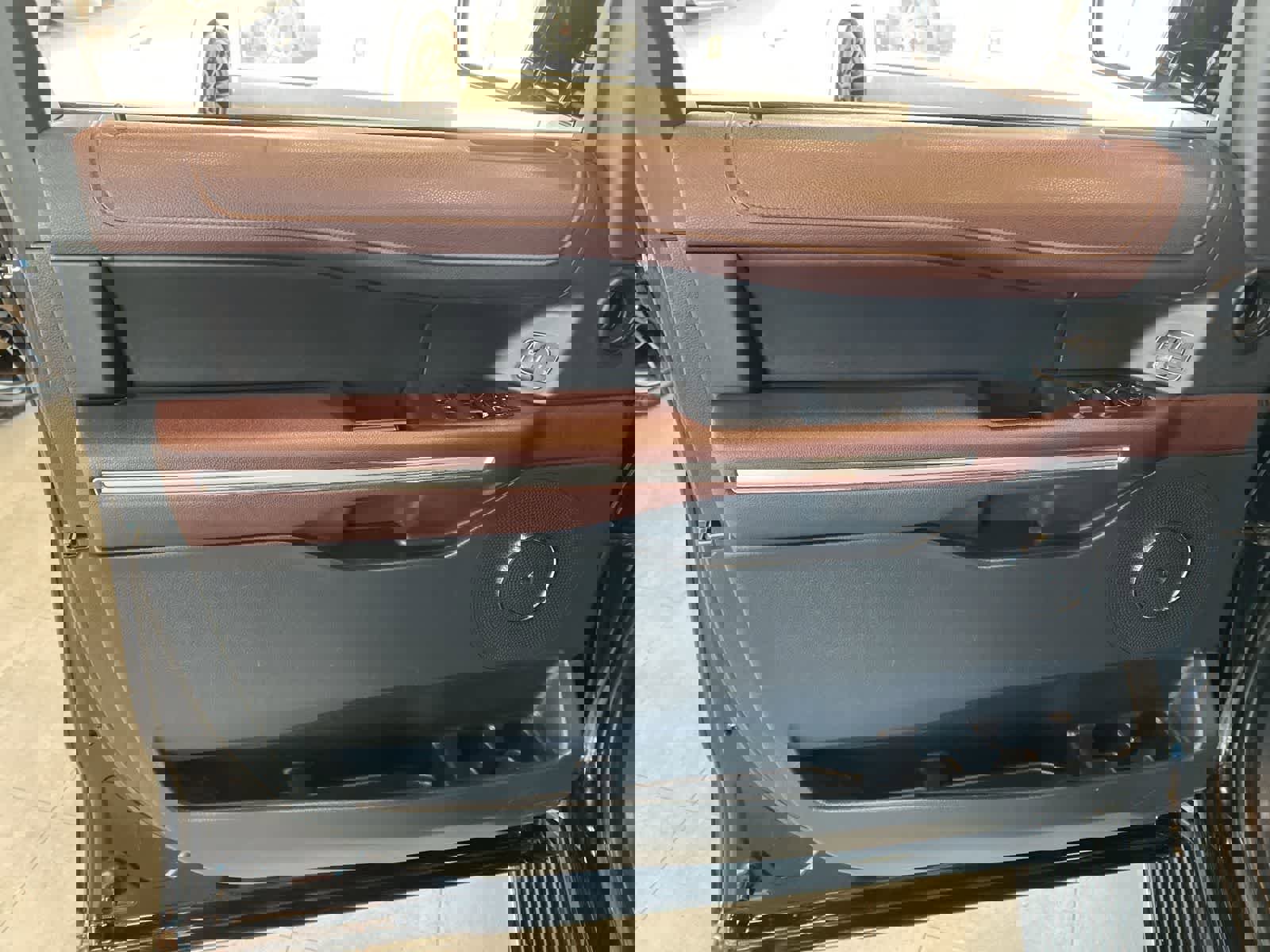 Certified 2022 Ford Expedition Limited image 17