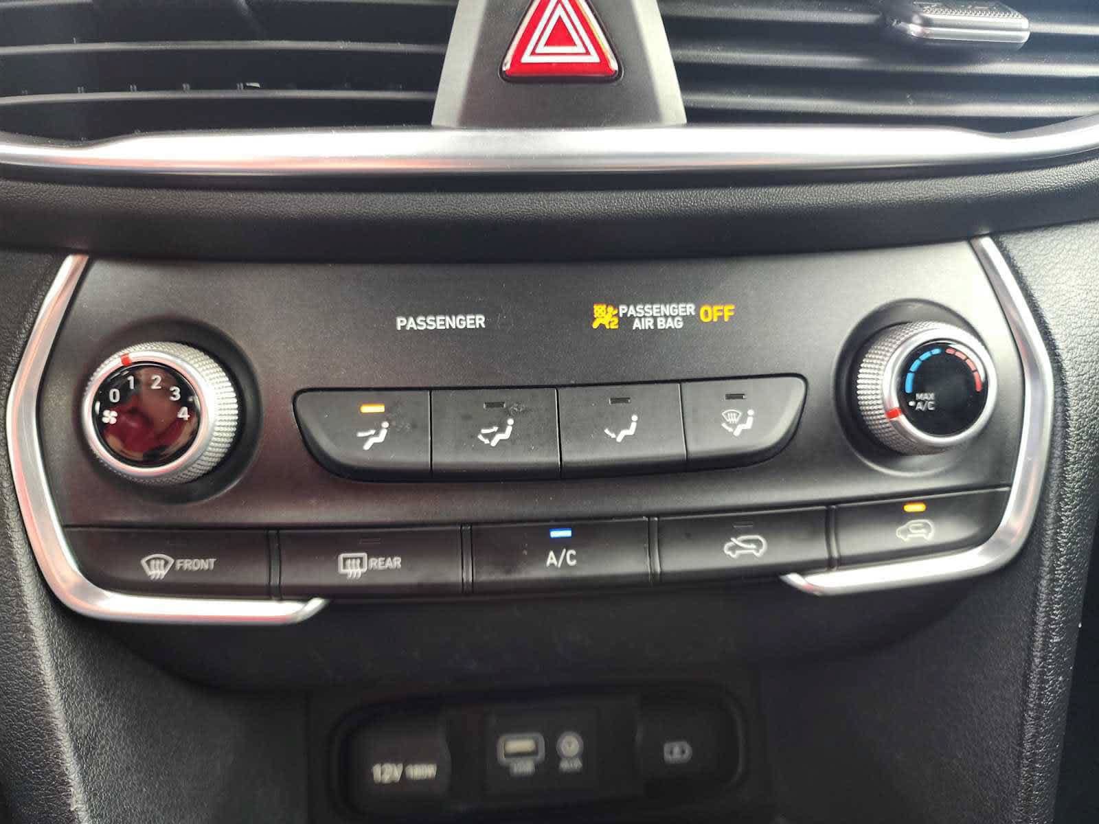 Used 2019 Hyundai Santa Fe SE FWD image 26