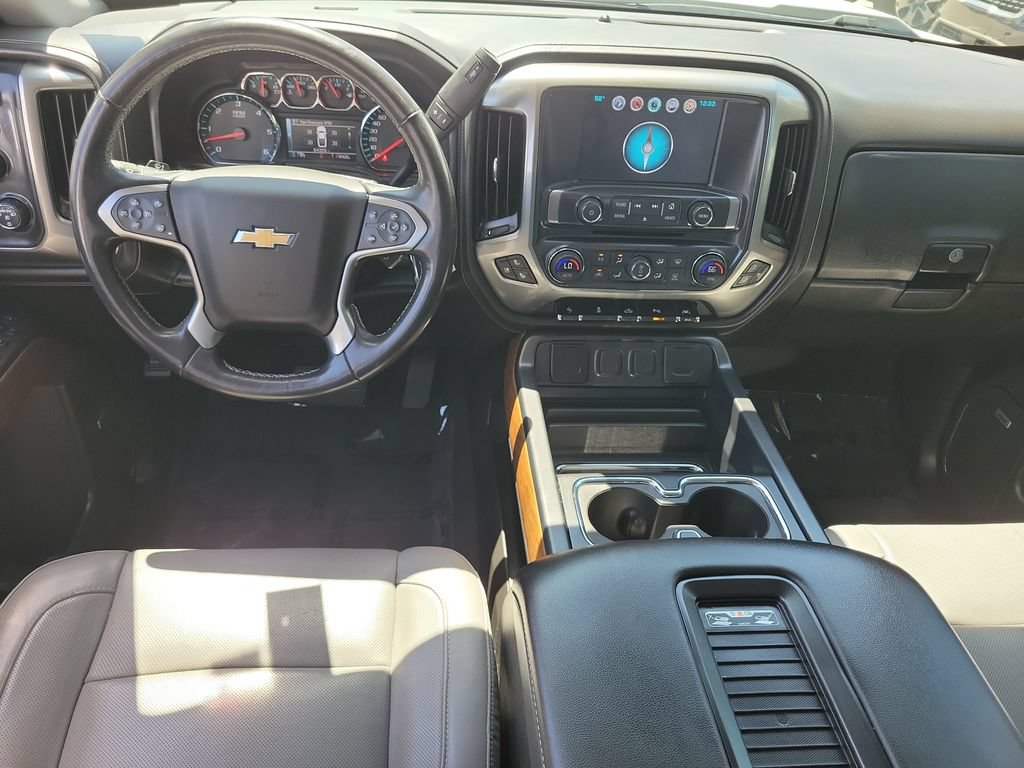 Used 2018 Chevrolet Silverado 1500 LTZ w/ Sport Package AWD/4WD image 27