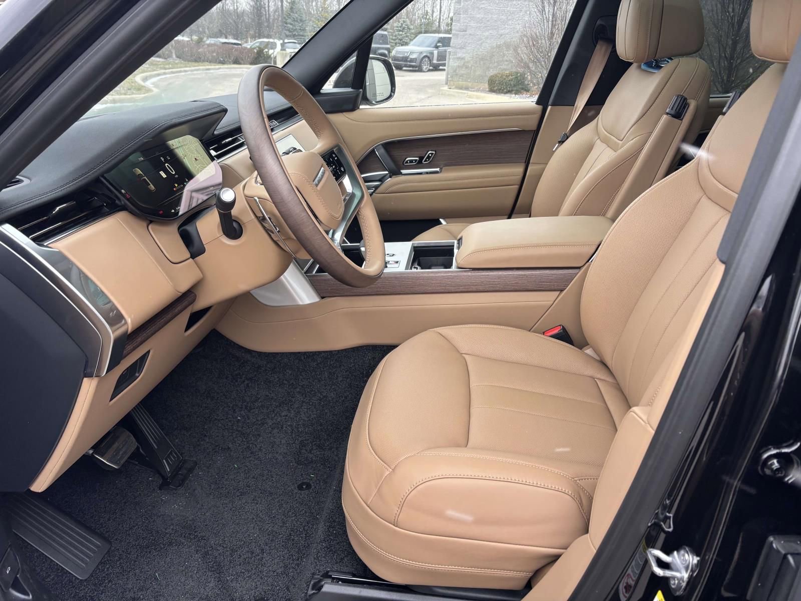 New 2026 Land Rover Range Rover SE image 10