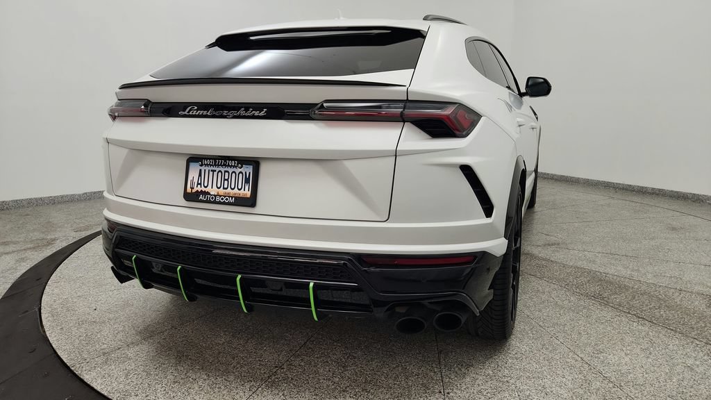 Used 2020 Lamborghini Urus AWD/4WD image 20