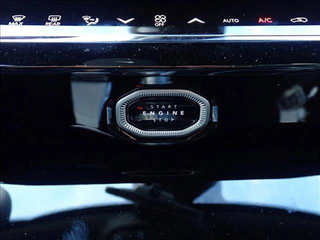 New 2026 Jeep Grand Cherokee Altitude AWD/4WD image 24