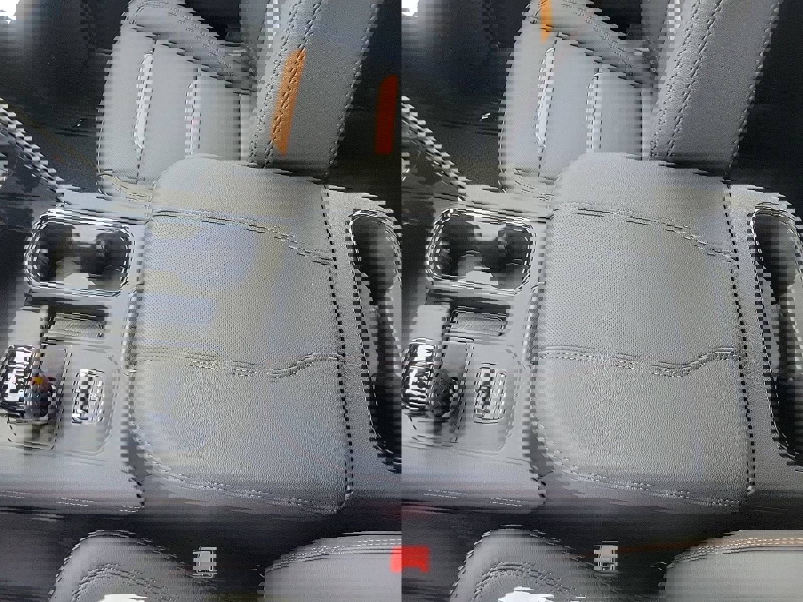 New 2026 GMC Sierra 1500 AT4 w/ AT4 Premium Package AWD/4WD image 21