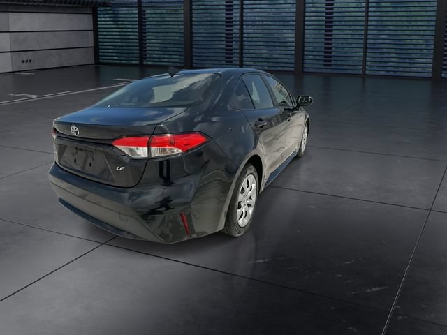 Used 2022 Toyota Corolla LE FWD image 8
