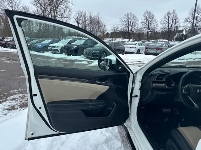 Used 2018 Honda Civic Sport Touring image 11