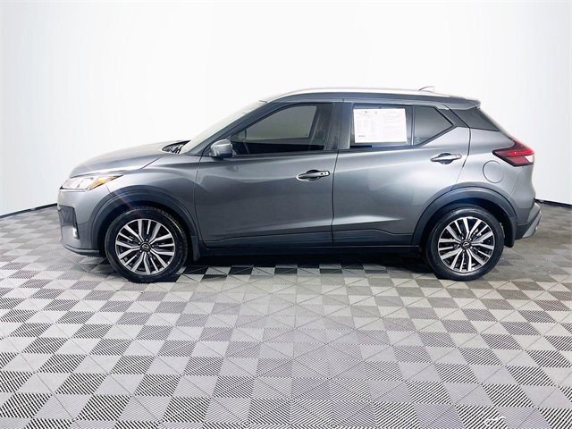 Used 2023 Nissan Kicks SV image 5