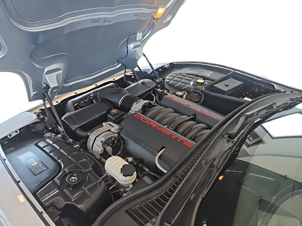 Used 2003 Chevrolet Corvette Convertible RWD image 21