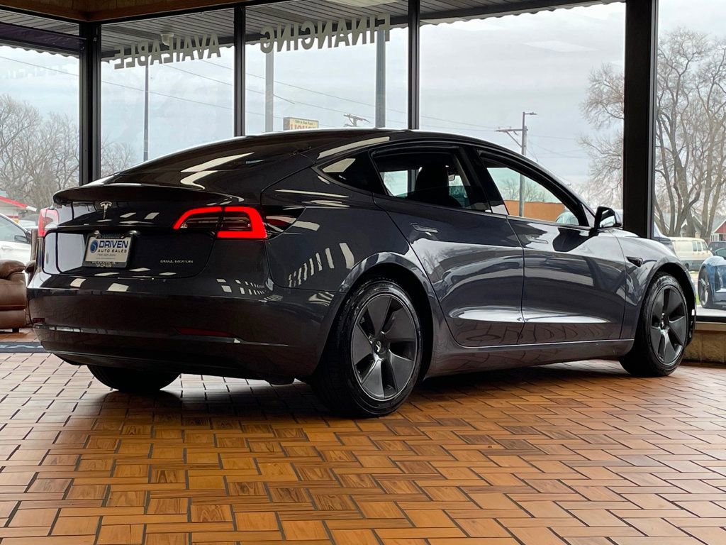 Used 2022 Tesla Model 3 Long Range image 10