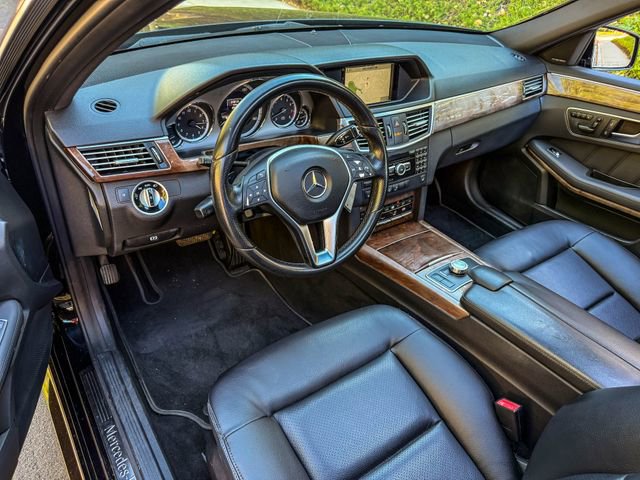 Used 2013 Mercedes-Benz E 350 Sedan image 23
