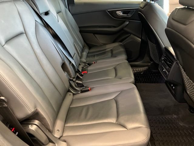 Used 2021 Audi Q7 3.0T Premium AWD/4WD image 19