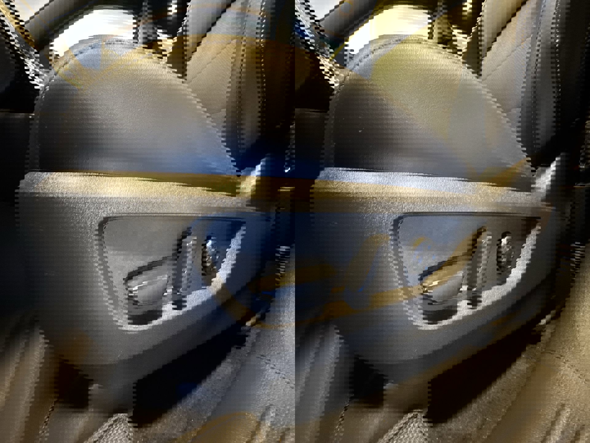 Certified 2025 INFINITI QX55 Luxe w/ Cargo Package image 12