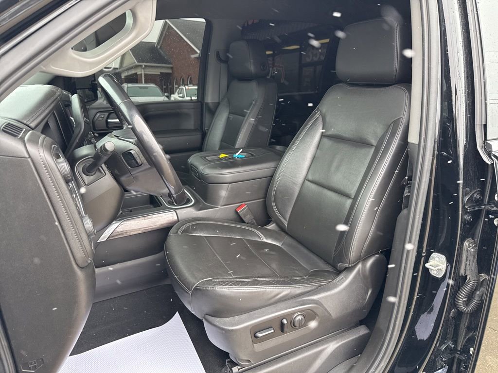 Used 2020 Chevrolet Silverado 2500 LTZ w/ LTZ Convenience Package image 2