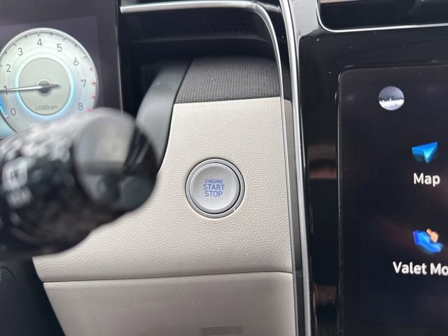 Used 2023 Hyundai Tucson Limited image 29