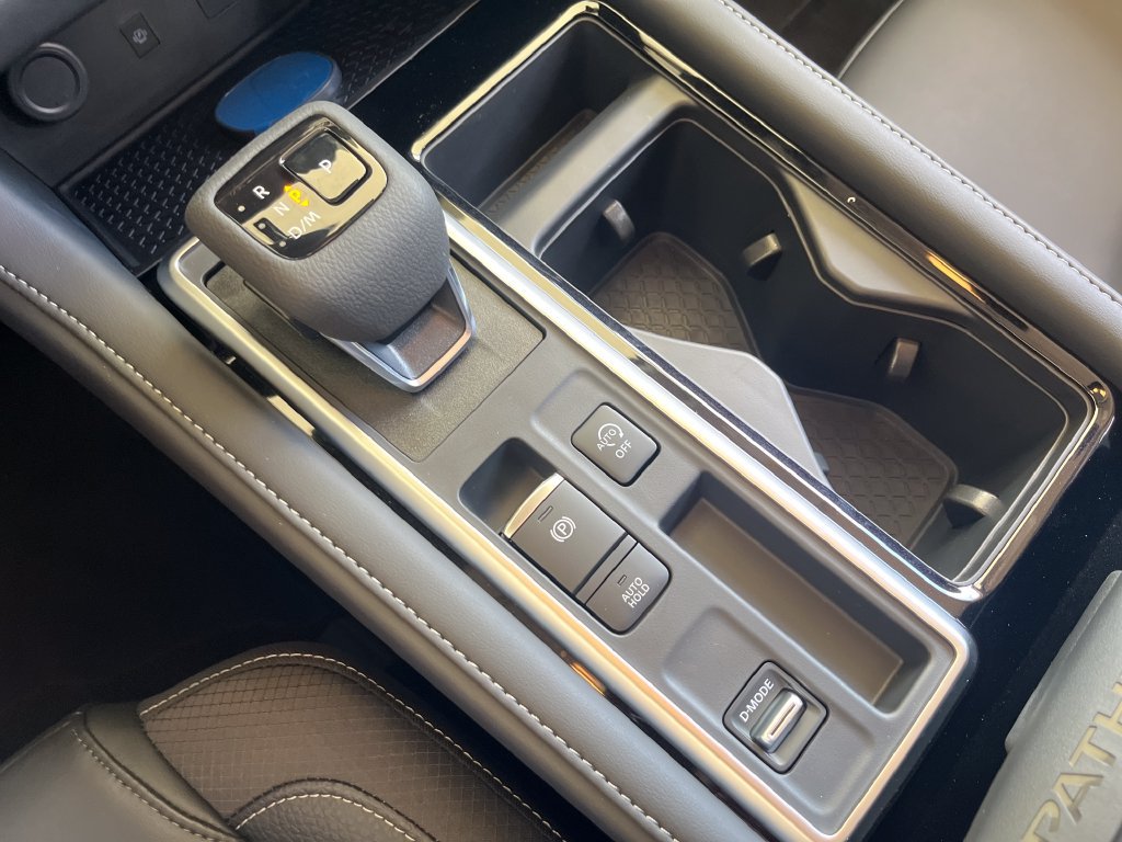 New 2026 Nissan Pathfinder SL FWD image 20