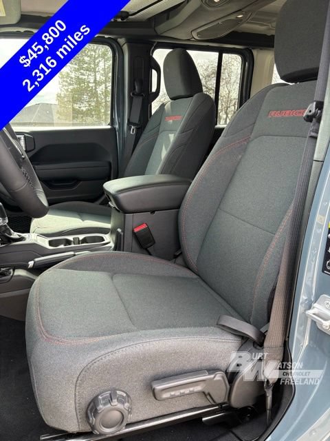 Used 2026 Jeep Wrangler Unlimited Rubicon AWD/4WD image 13