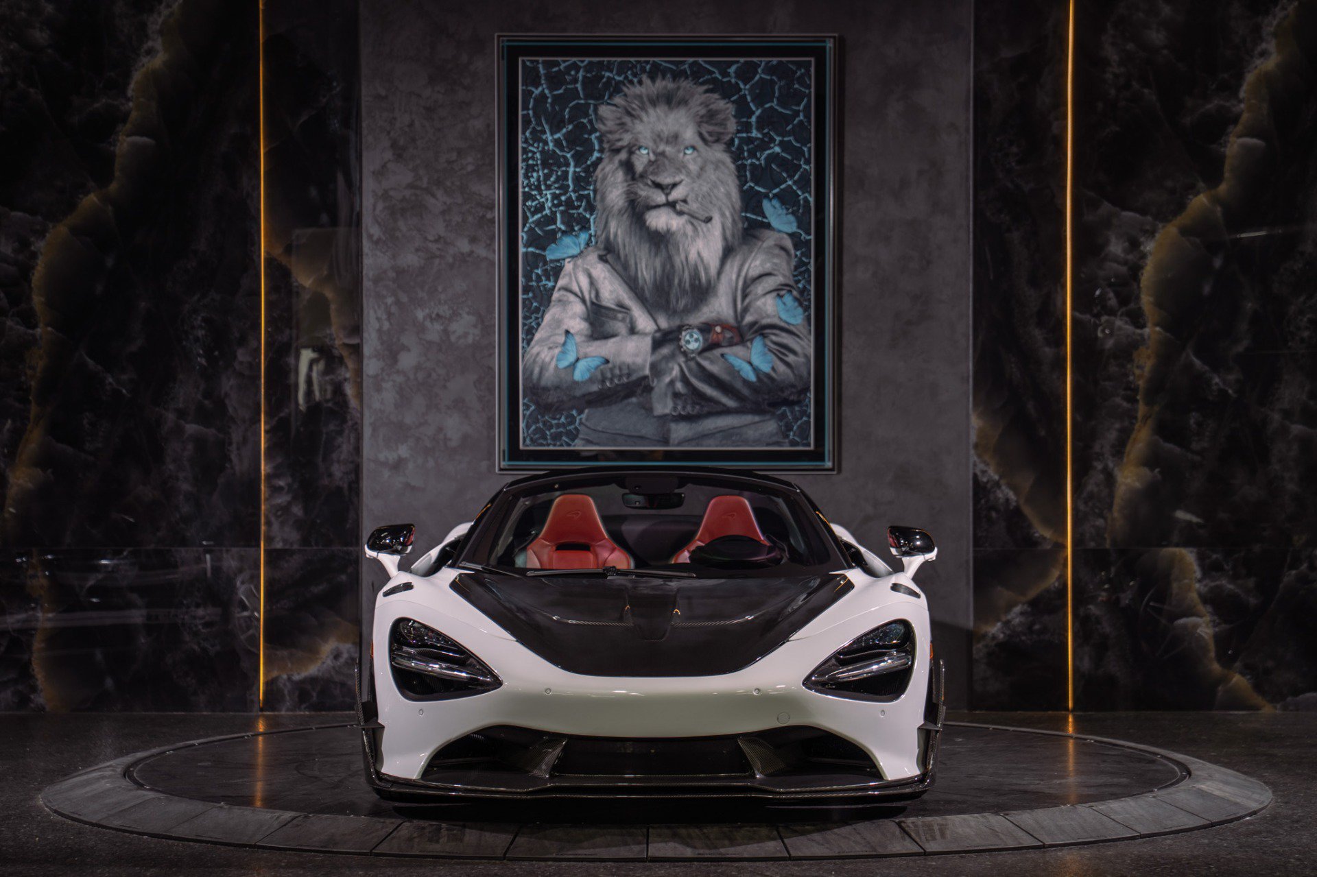 Used 2024 McLaren 750S Spider RWD image 12