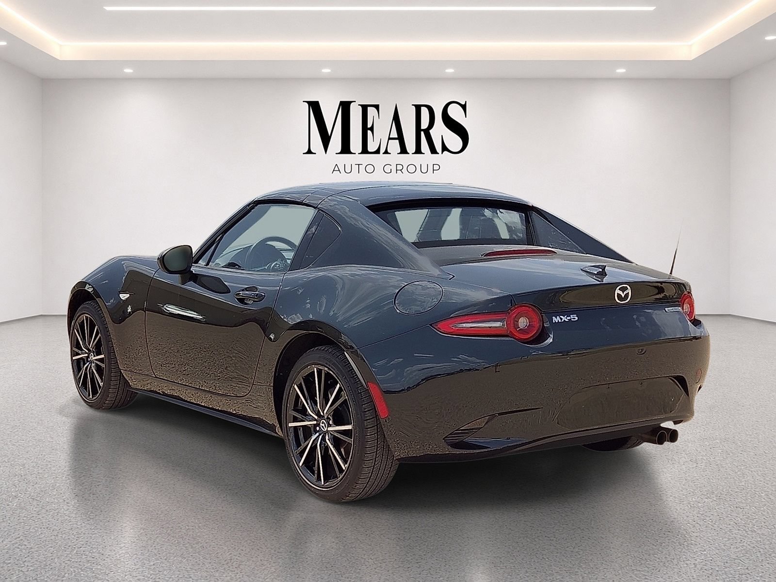 Used 2025 MAZDA MX-5 Miata RF Grand Touring RWD image 4