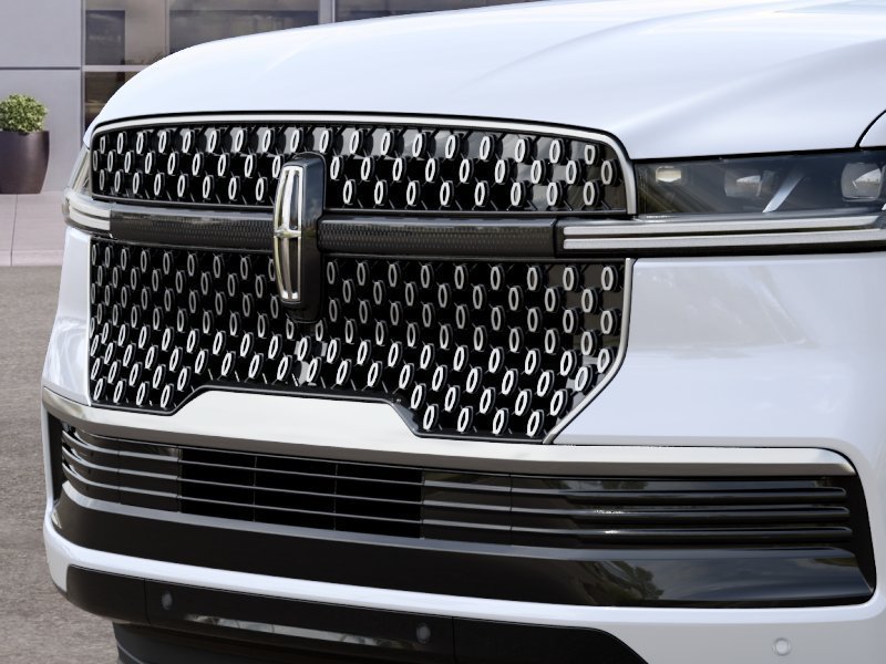 New 2027 Lincoln Navigator Reserve RWD image 18