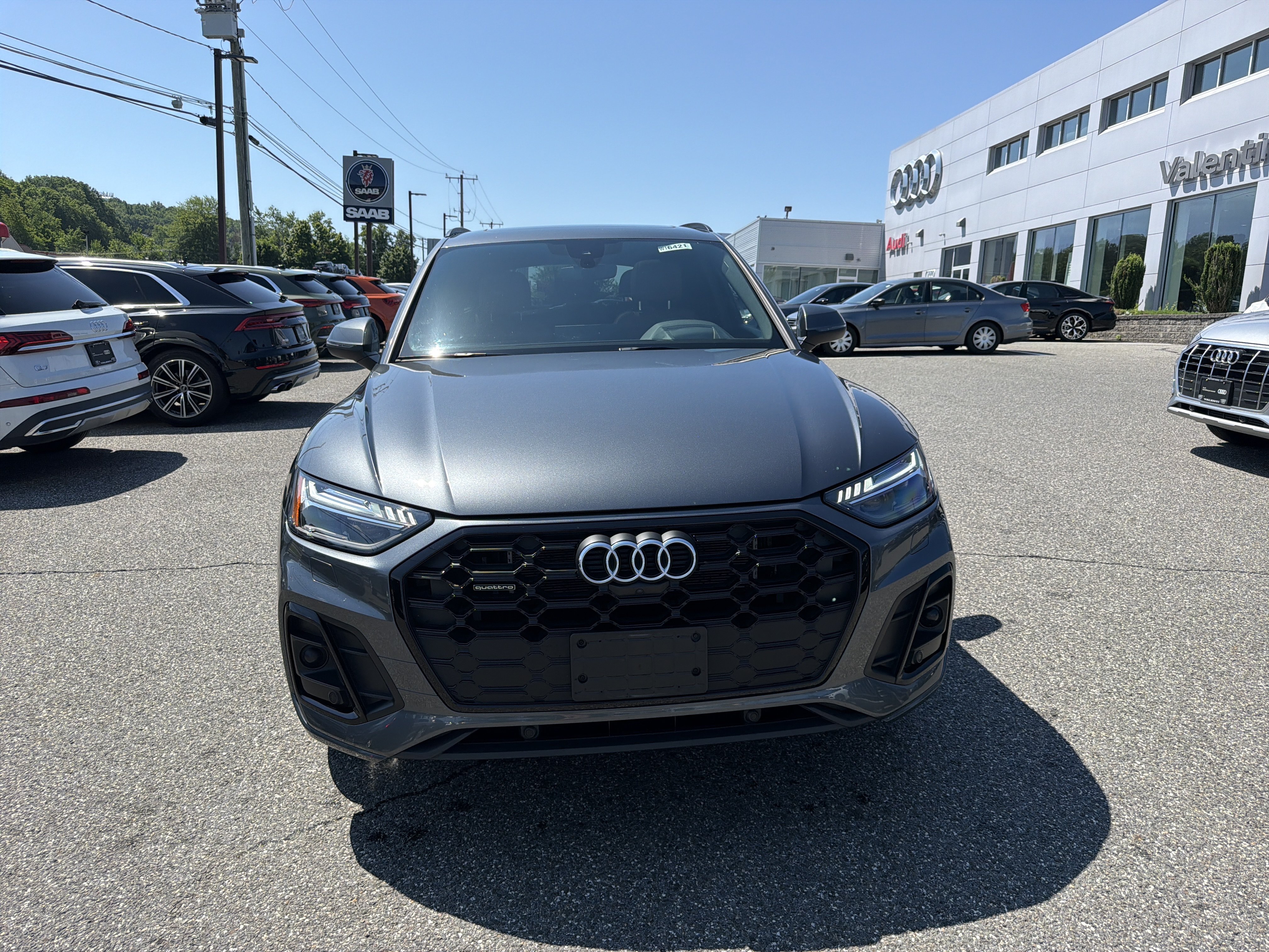 Certified 2023 Audi Q5 e Prestige w/ Prestige Package AWD/4WD image 2