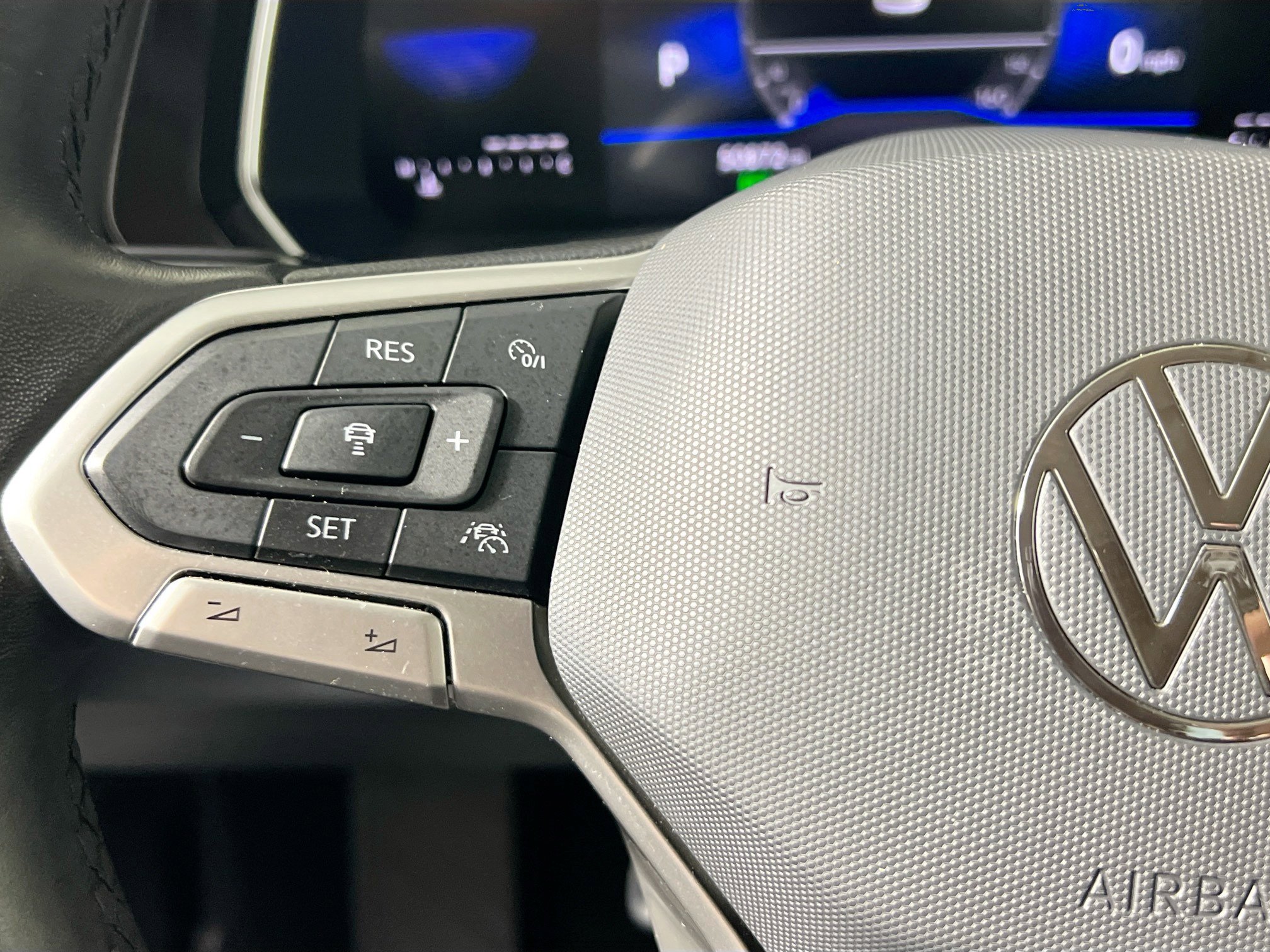 Used 2024 Volkswagen Jetta SE image 18