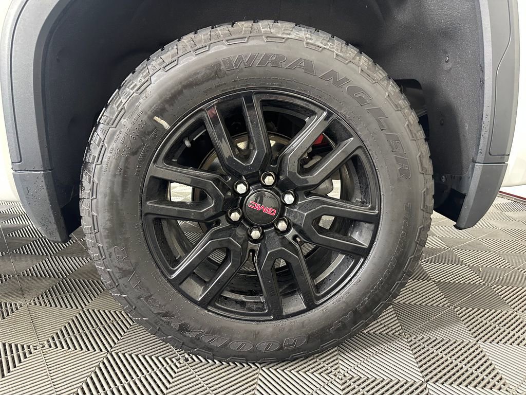 Used 2022 GMC Sierra 1500 Elevation w/ Elevation Premium Package image 13