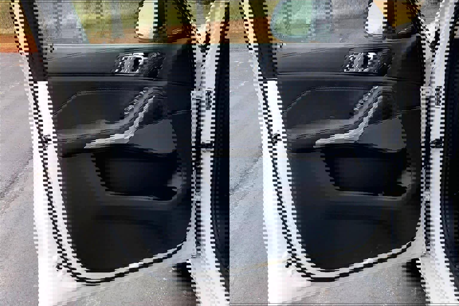 Certified 2025 BMW X7 xDrive40i w/ Premium Package image 23