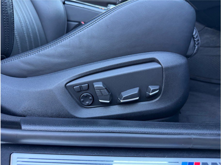 Used 2016 BMW M5 RWD image 47