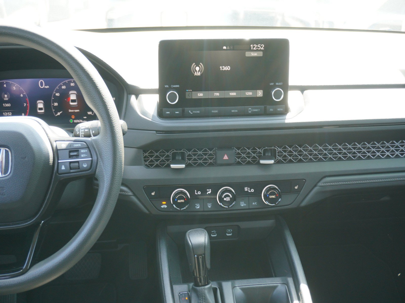 Used 2023 Honda Accord EX image 14