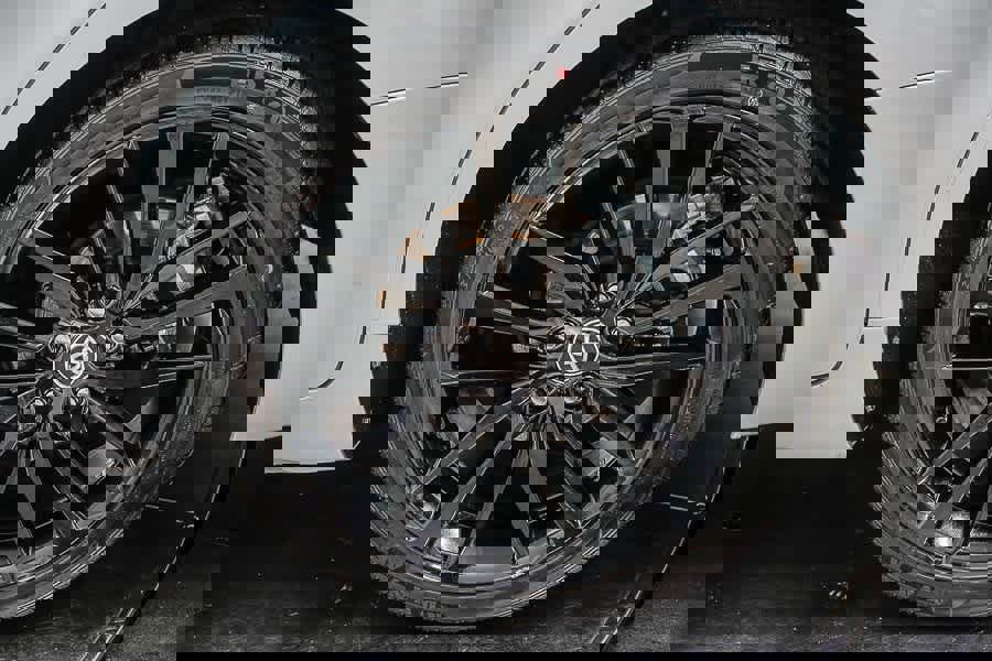 Used 2023 Toyota Camry XSE image 10