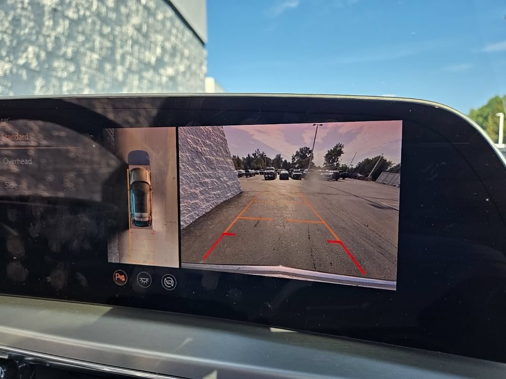 Certified 2023 Cadillac Lyriq AWD image 29