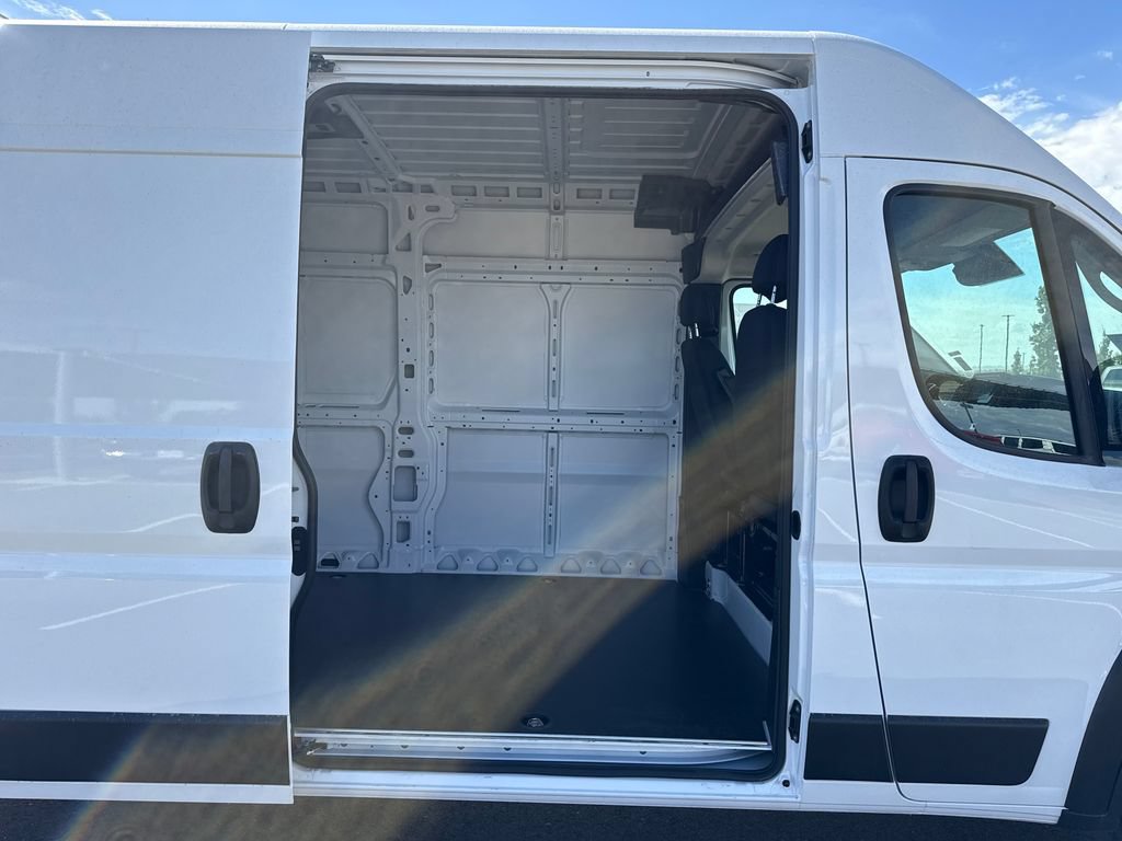 New 2027 RAM ProMaster 2500 w/ Convenience Group FWD image 24